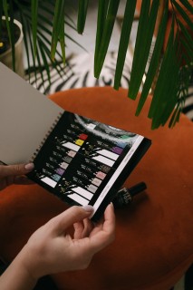 Фирменный Sticker Book Mystique™